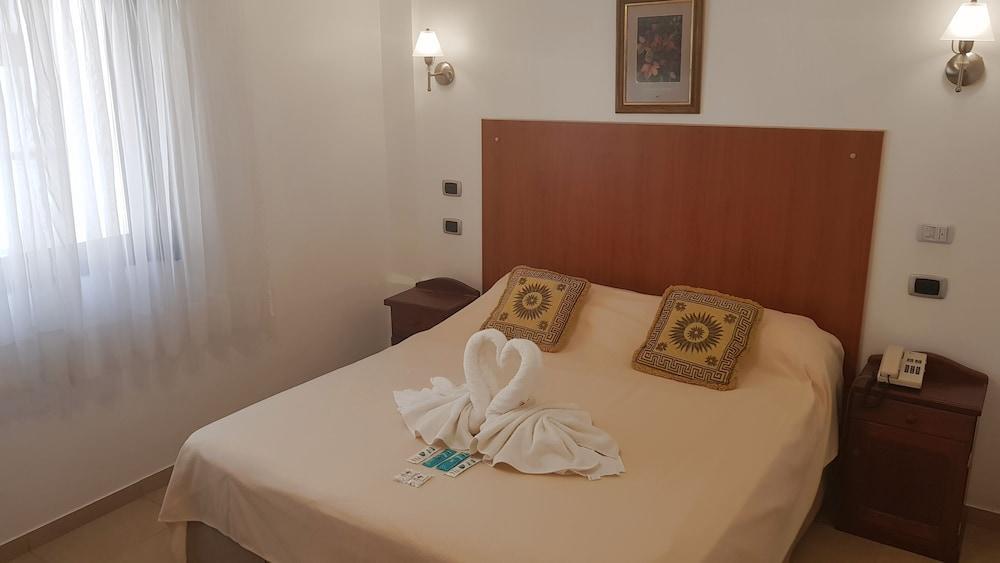 Atlantico Hotel